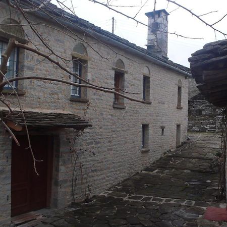 פאפיגקון Guesthouse Ioannidis מראה חיצוני תמונה