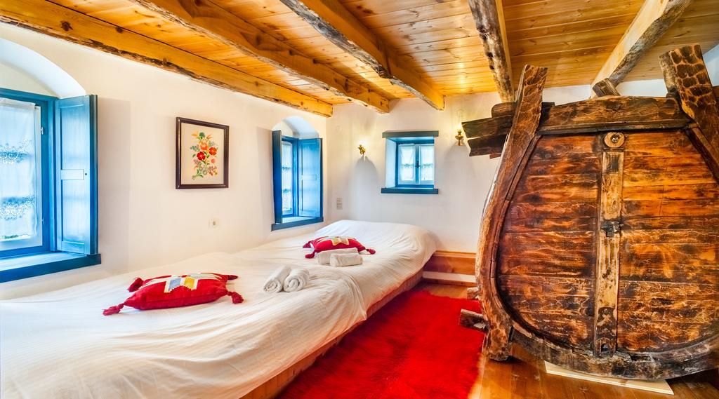 פאפיגקון Guesthouse Ioannidis מראה חיצוני תמונה