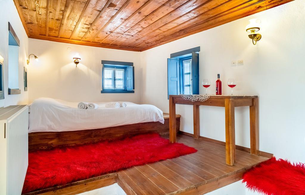 פאפיגקון Guesthouse Ioannidis מראה חיצוני תמונה